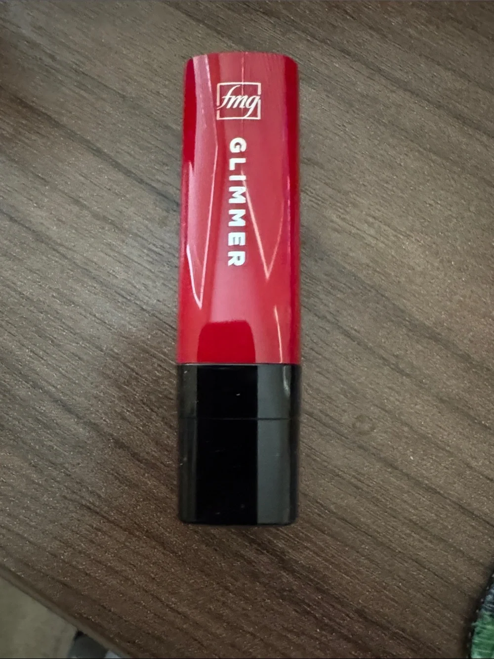 Avon fmg Glimmer Lip Conditioner